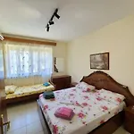 Bora's Apartment, Golem (Tirana)
