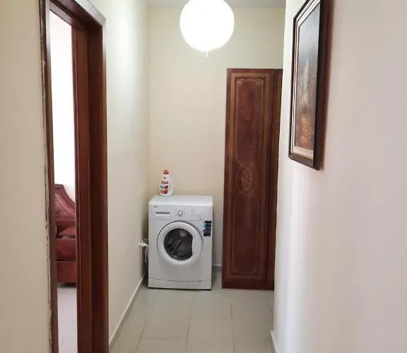 Bora's Apartment, Apartman